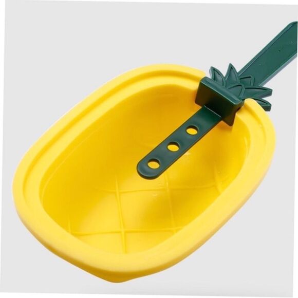 Tropic Like Its Hot. Silicone Pineapple Popsicle Molds NEW. - Picture 3 of 10